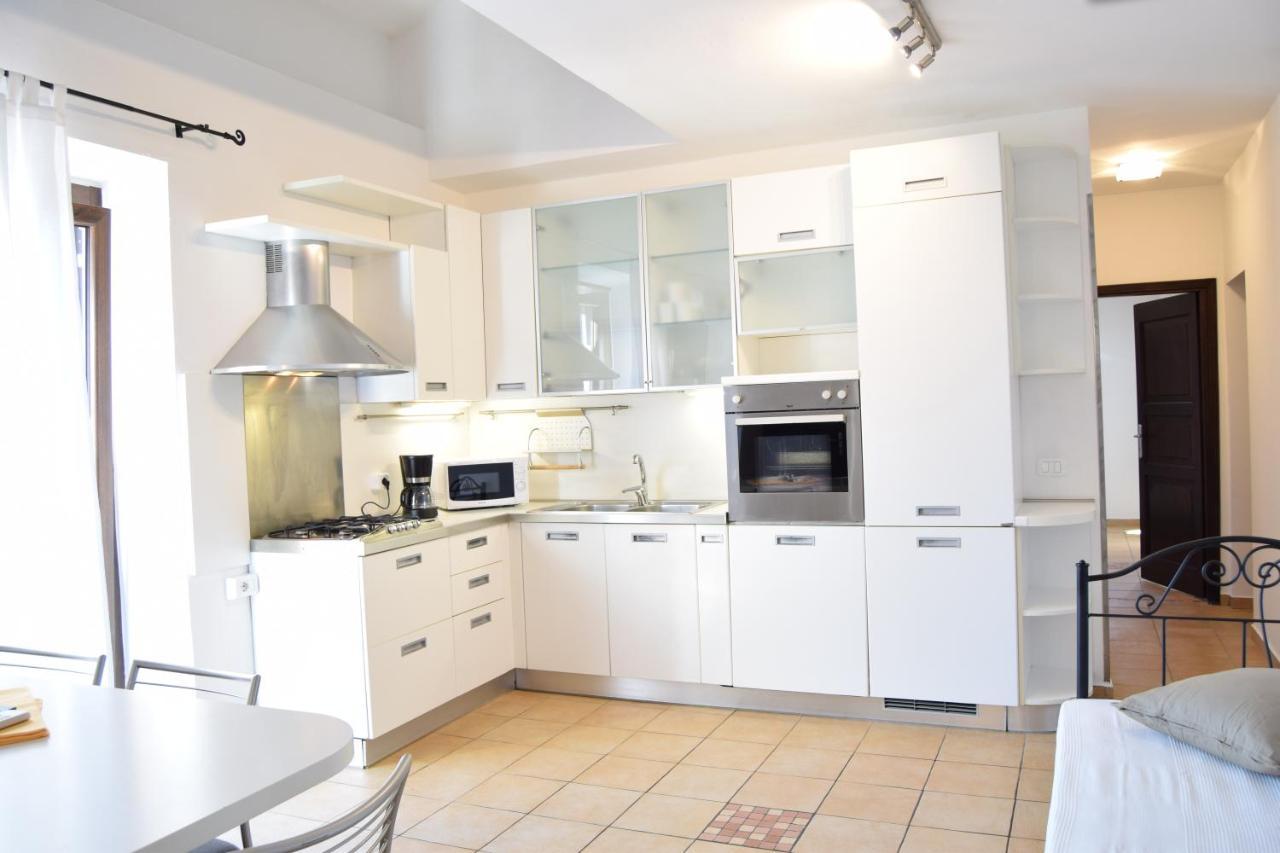 Residence Segattini Riva del Garda Exterior foto